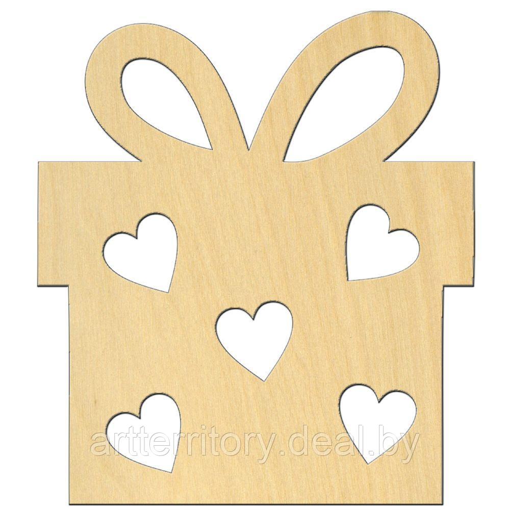 Заготовка деревянная "Подарок с сердцами" 7,5х8,5 см - фото 1 - id-p158815153