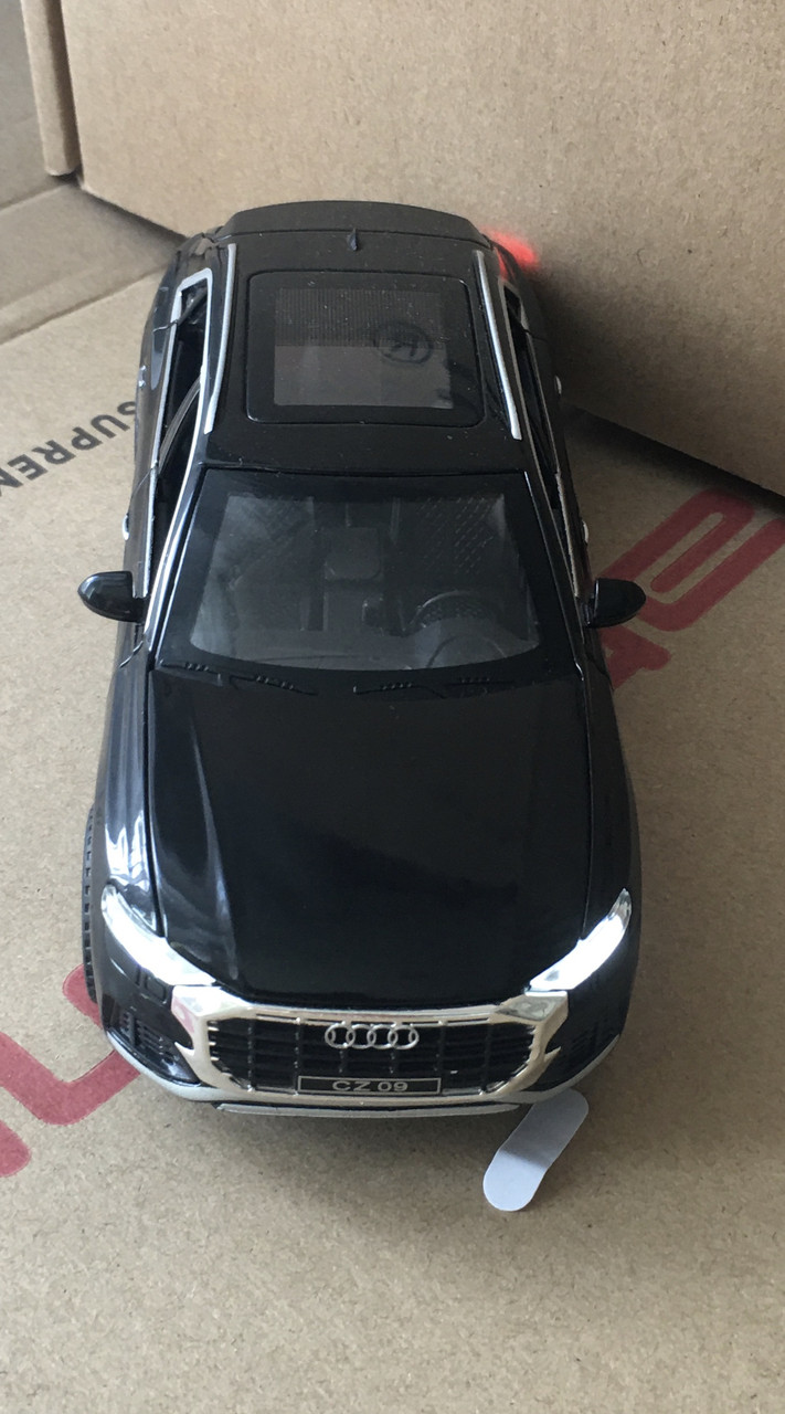Металлическая модель Audi Q8 (свет, звук) - фото 7 - id-p158989028