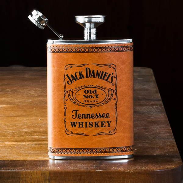 Набор с фляжкой и стопками Jack Daniels коричневый - фото 5 - id-p158808878