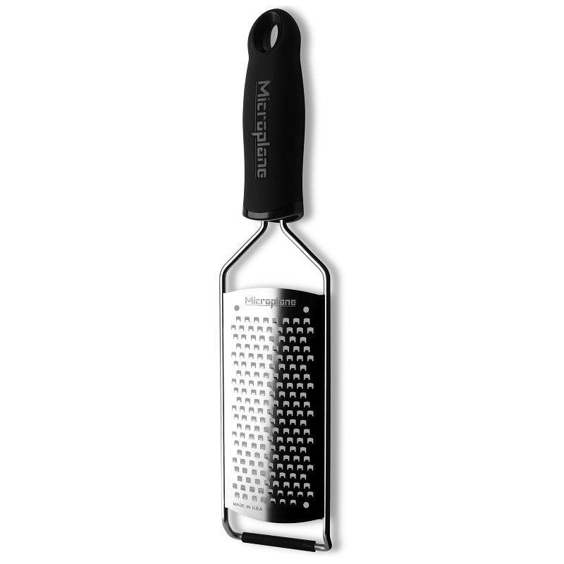 Терка Microplane Gourmet крупная, нерж.сталь, ручка пластиковая, цвет черный 45000