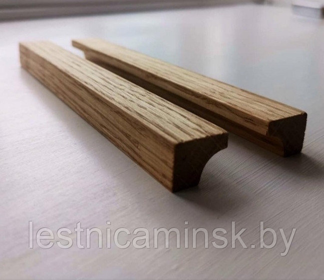 Мебельная ручка деревянная (РМ 27) из дуба 340 мм 30*25*14 .Шлифованные под покрытие. - фото 1 - id-p159617841