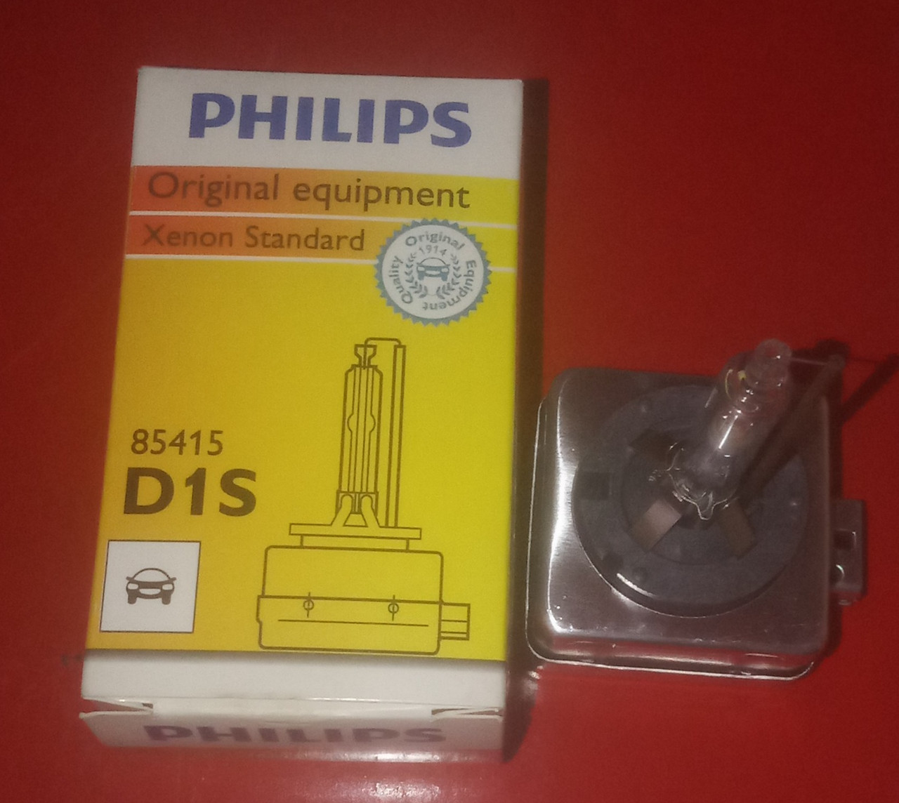 Ксеноновая лампа Philips D1S 4300K - фото 1 - id-p145923056