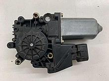 Моторчик стеклоподъемника Audi A4 B5 (S4,RS4)