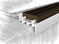 Профиль для ступеней анодированный серебро, КОРИЧНЕВАЯ резиновая вставка