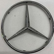 Эмблема Mercedes C W202