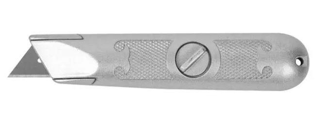 Нож ЗУБР "МАСТЕР" с трапециевидным лезвием тип А24, металлический корпус, фиксированное лезвие - фото 1 - id-p154887215