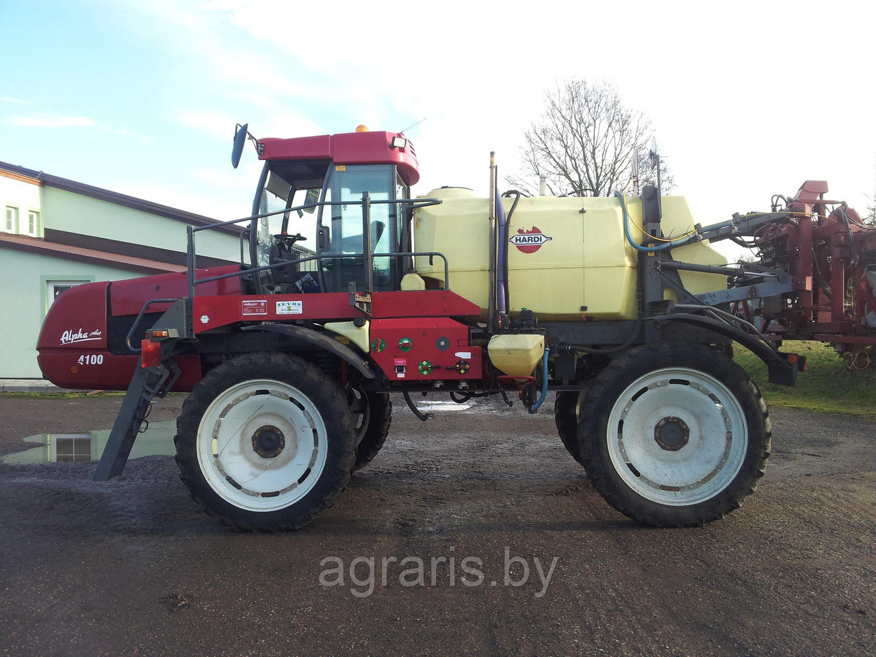 Самоходный опрыскиватель Hardi Alpha Plus 4100 Twin Force - фото 1 - id-p15446617