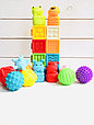 Набор тактильных игрушек (массажных) "Тактильные игрушки" кубики/животные/мячики 20 штук HE0231, фото 4