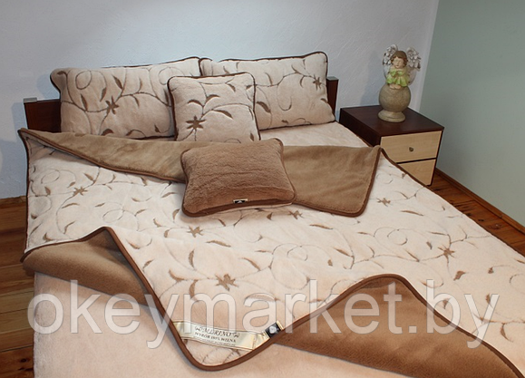 Подушка с открытым ворсом из шерсти Camel Florence .Размер 45х40, фото 3