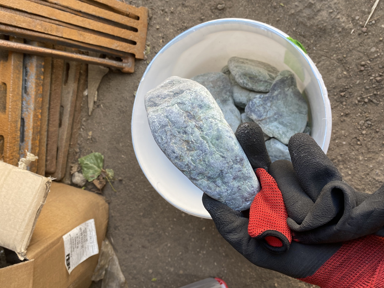 Камень Нефрит окатыш (фракция 60-150 мм) 10 кг - фото 4 - id-p161575620