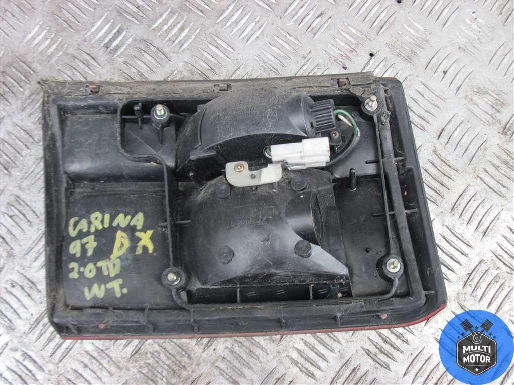 Фонарь крышки багажника правый TOYOTA CARINA E (1992-1997) 1.6 i 4A-FE - 106 Лс 1995 г. - фото 3 - id-p161681175