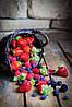 Фотообои Корзина с ягодами