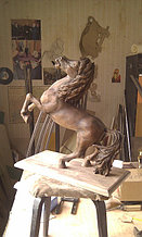 Скульптура *Конь*
