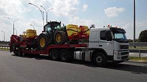 Перевозка трактора John Deere и картофелесеялки Grimme GL430 2