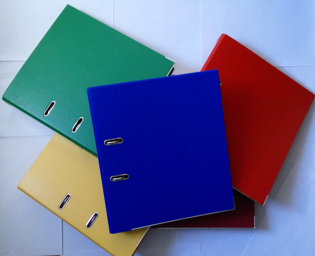 Двусторонняя папка-регистратор А4, корешок - 50 мм, разные цвета - фото 4 - id-p162811012