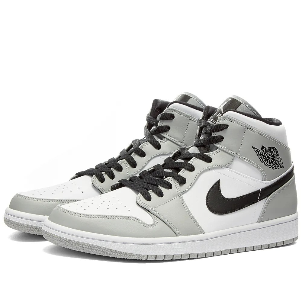 Кроссовки Nike Air Jordan 1 Retro 42 - фото 1 - id-p143311584