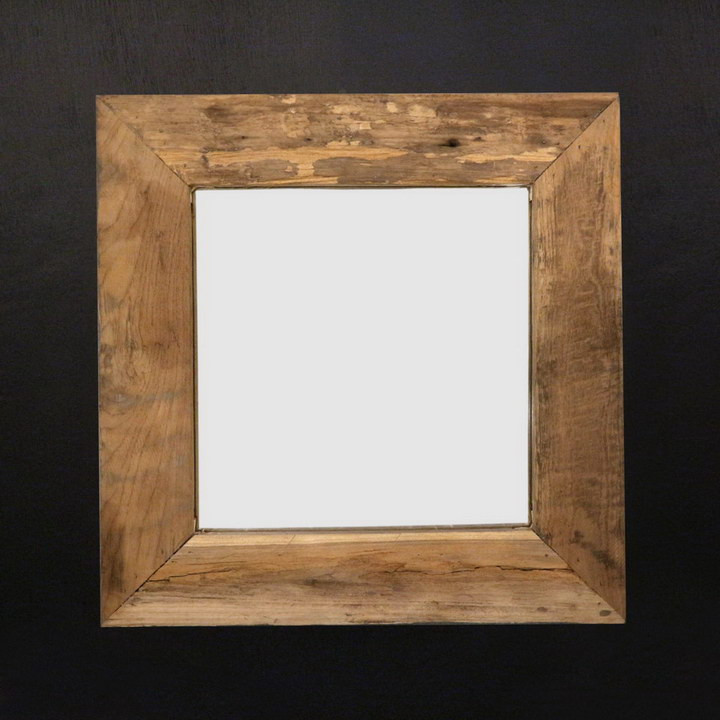 Зеркало настенное квадратное