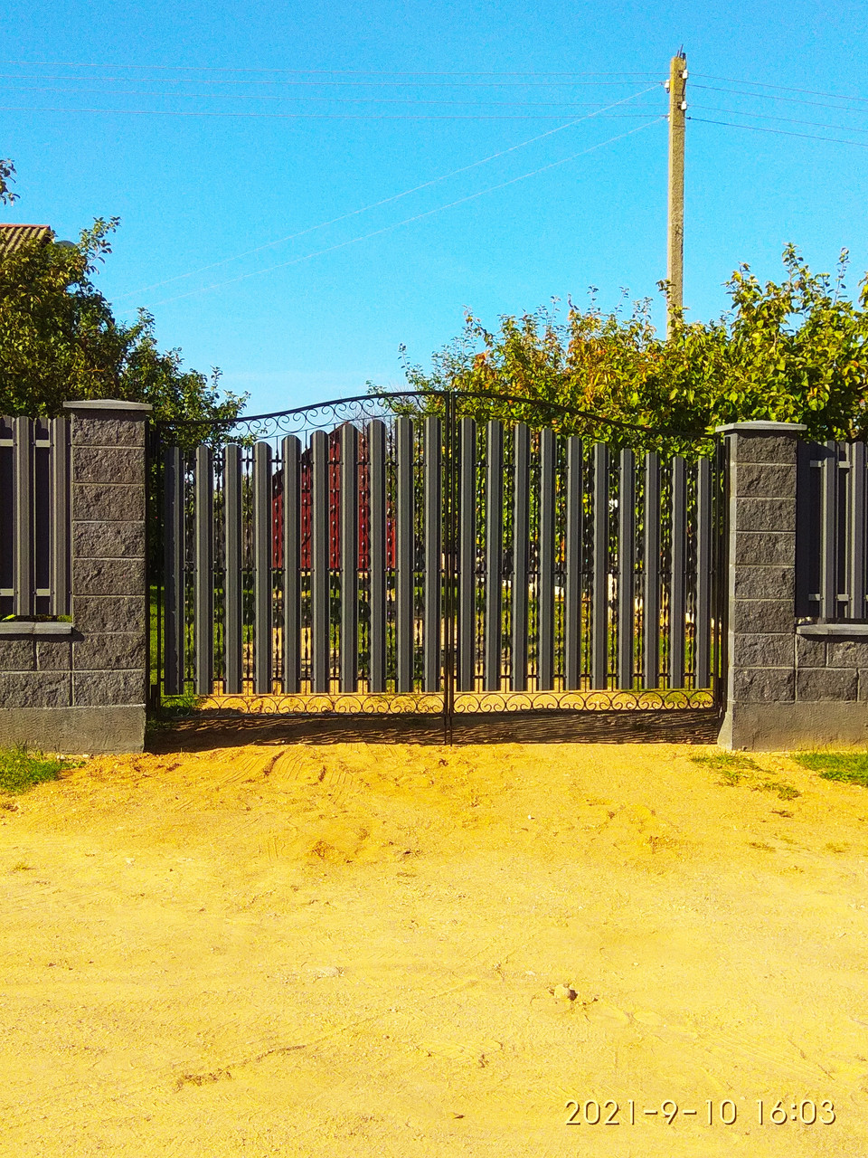 Кованые ворота с штакетником №1 - фото 4 - id-p102262820