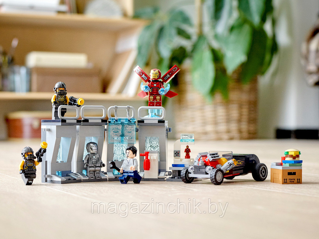Конструктор Арсенал Железного человека Lari 11562 аналог LEGO Super Heroes 76167 - фото 3 - id-p164415263