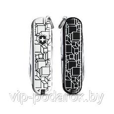 Нож складной Victorinox Cubic Illusion 0.6223.L2105