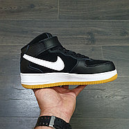 Кроссовки WMNS Nike Air Force 1 Mid Black White Gum, фото 2