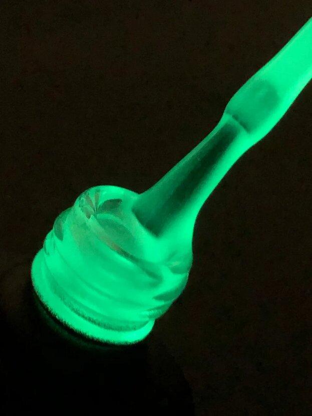 Глянцевый Топ люминесцентный (светящийся в темноте) Chicapilit GLOW, 10 мл.