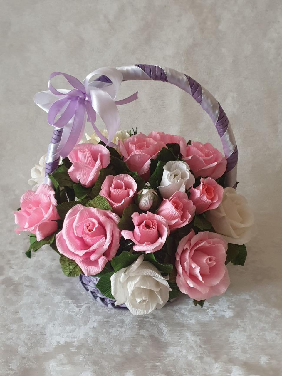 Корзинка из конфет 21 роз N017