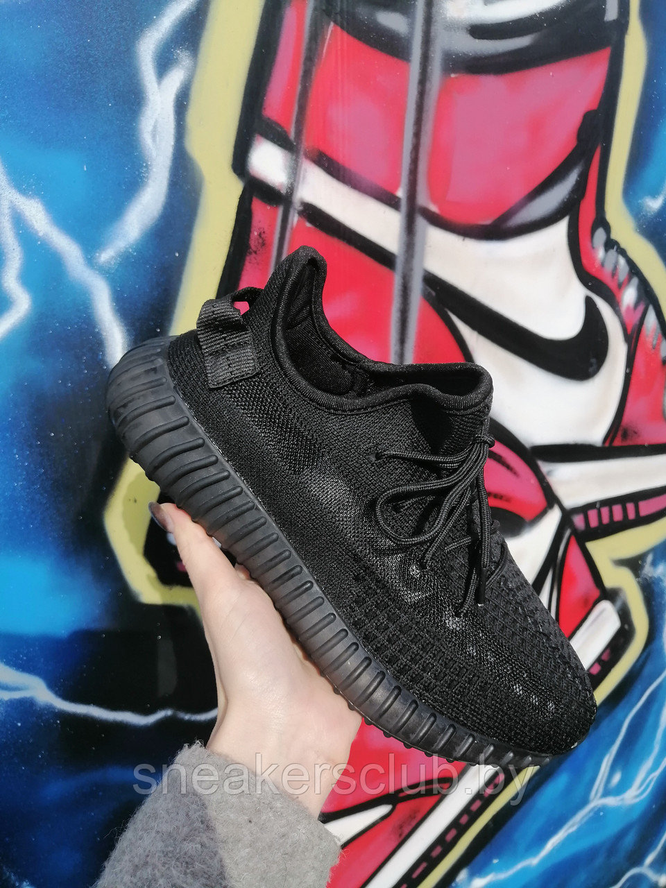 Кроссовки мужские Adidas yeezy 350/ черные/ повседневные