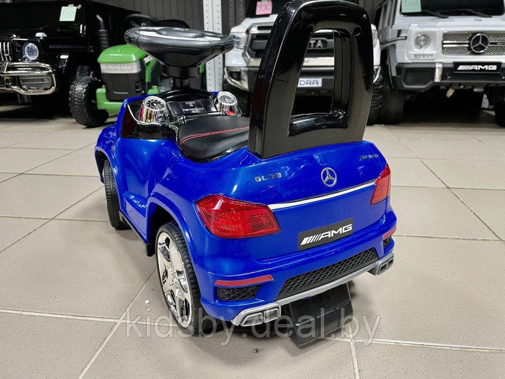 Детская машинка Каталка RiverToys Mercedes-Benz GL63 A888AA (синий/черный) лицензия - фото 2 - id-p144933438