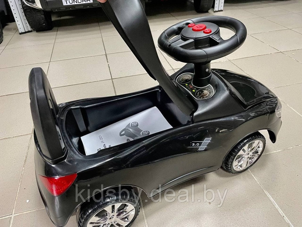 Детская машинка-каталка, толокар RiverToys Audi JY-Z01A (синий/черный) - фото 2 - id-p137552393