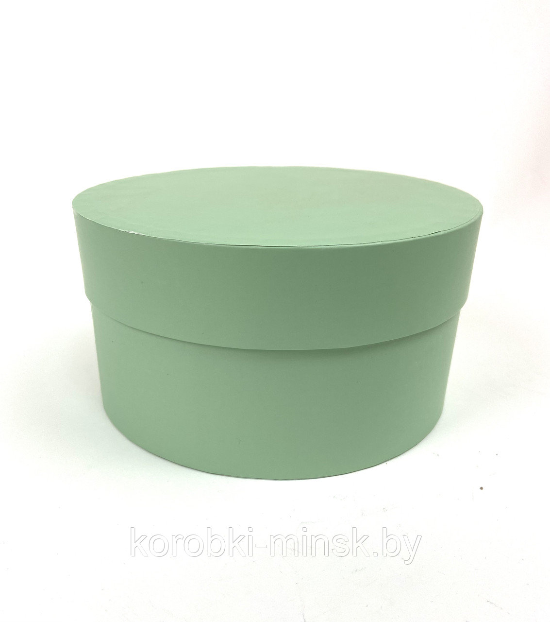 Короткая круглая коробка 16*8см. Цвет: нежно-зелёный