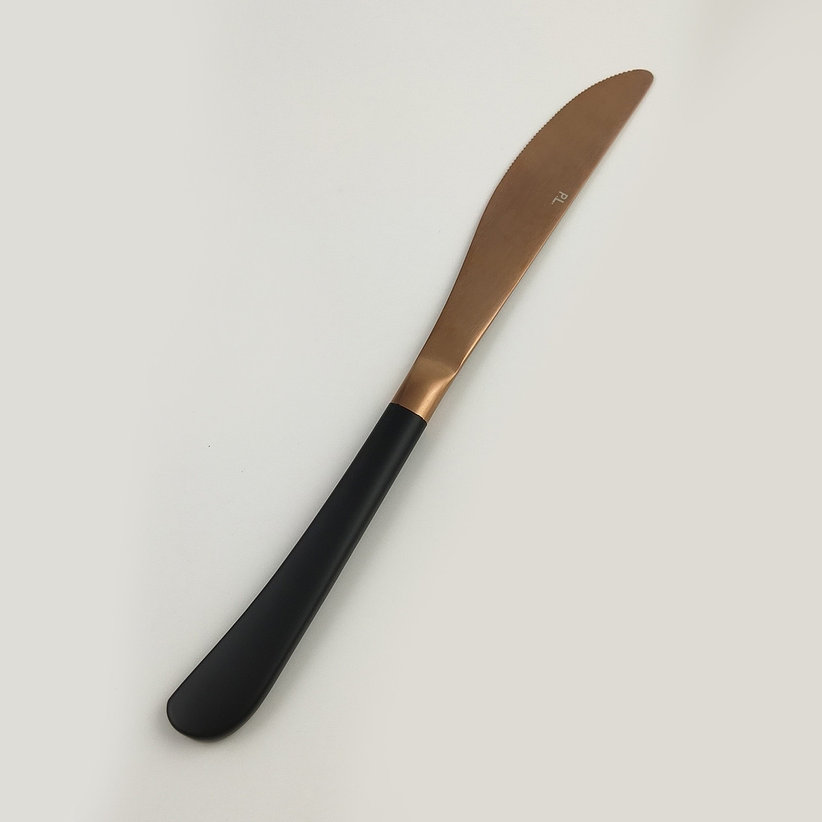 Нож столовый ,покрытие PVD,медный матовый цвет,серия "Provence" P.L. - фото 1 - id-p165372433