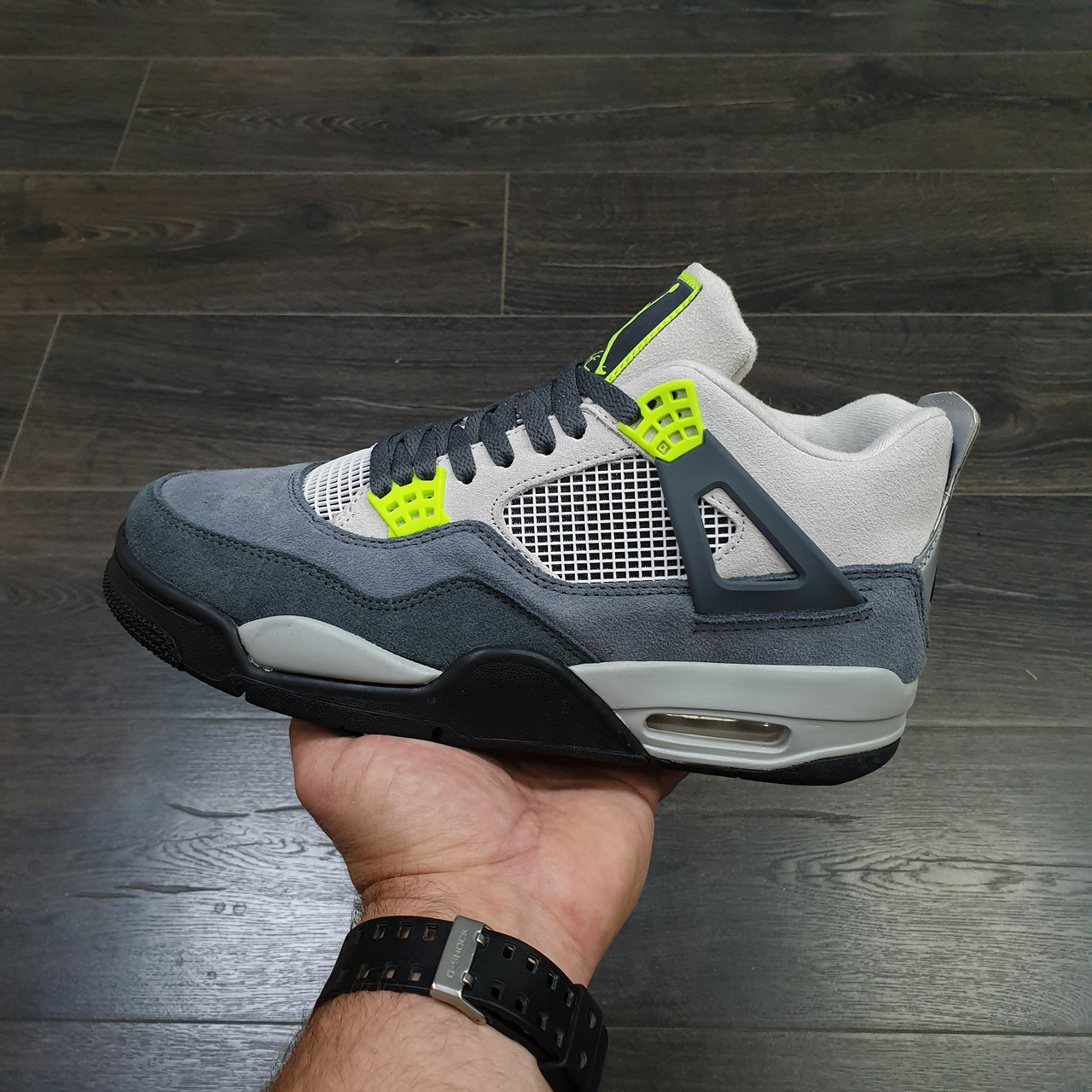 Кроссовки Air Jordan 4 Retro SE Neon 95