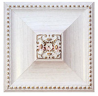 Вставка декоративная из пенополистирола Декомастер Дуб белый с золотом D209-118 (100*100*22 мм)