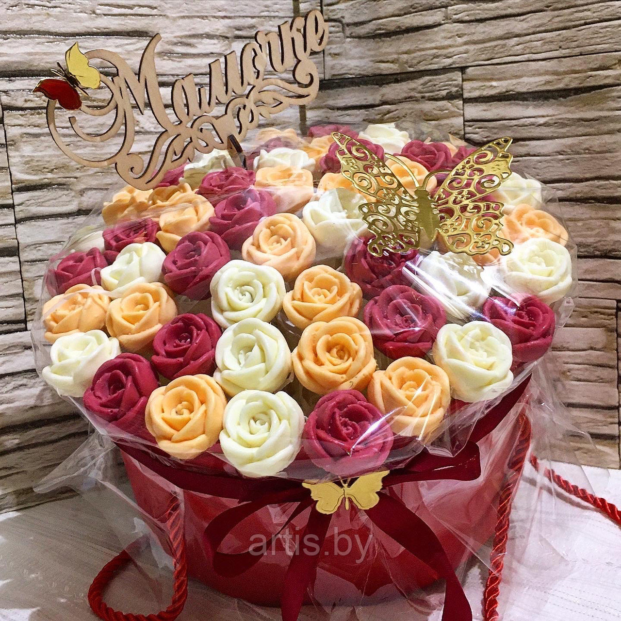 Шоколадная коробка из 53 роз (ручная работа). Бельгийский шоколад. - фото 2 - id-p165958711