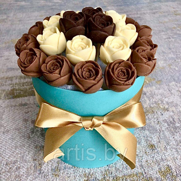 Шоколадная коробка из 25 роз (ручная работа). Бельгийский шоколад. - фото 4 - id-p165986737