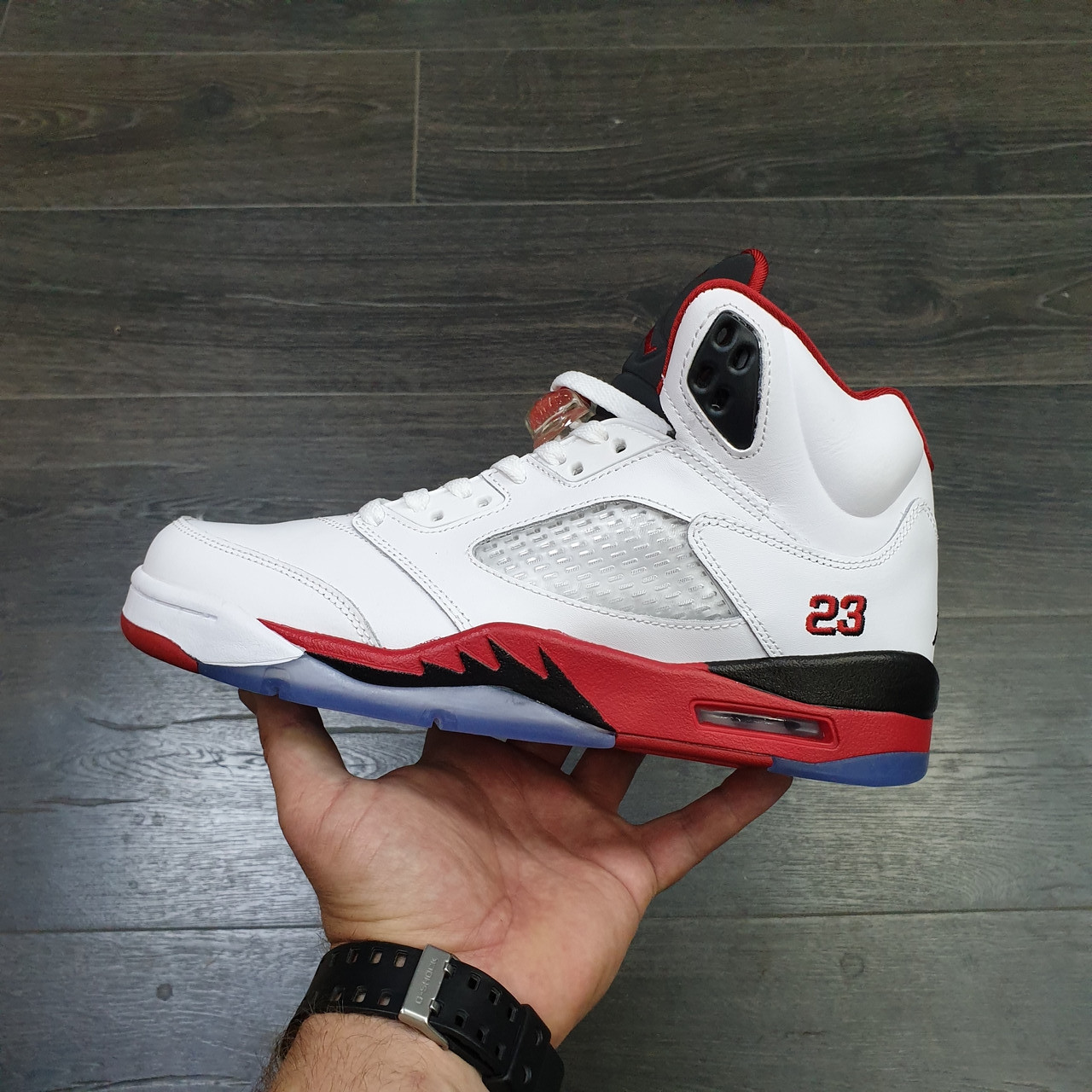 Кроссовки Air Jordan 5 Retro Fire Red 2013