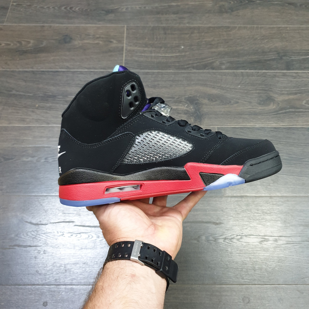 Кроссовки Air Jordan 5 Retro Top 3 - фото 2 - id-p166167542