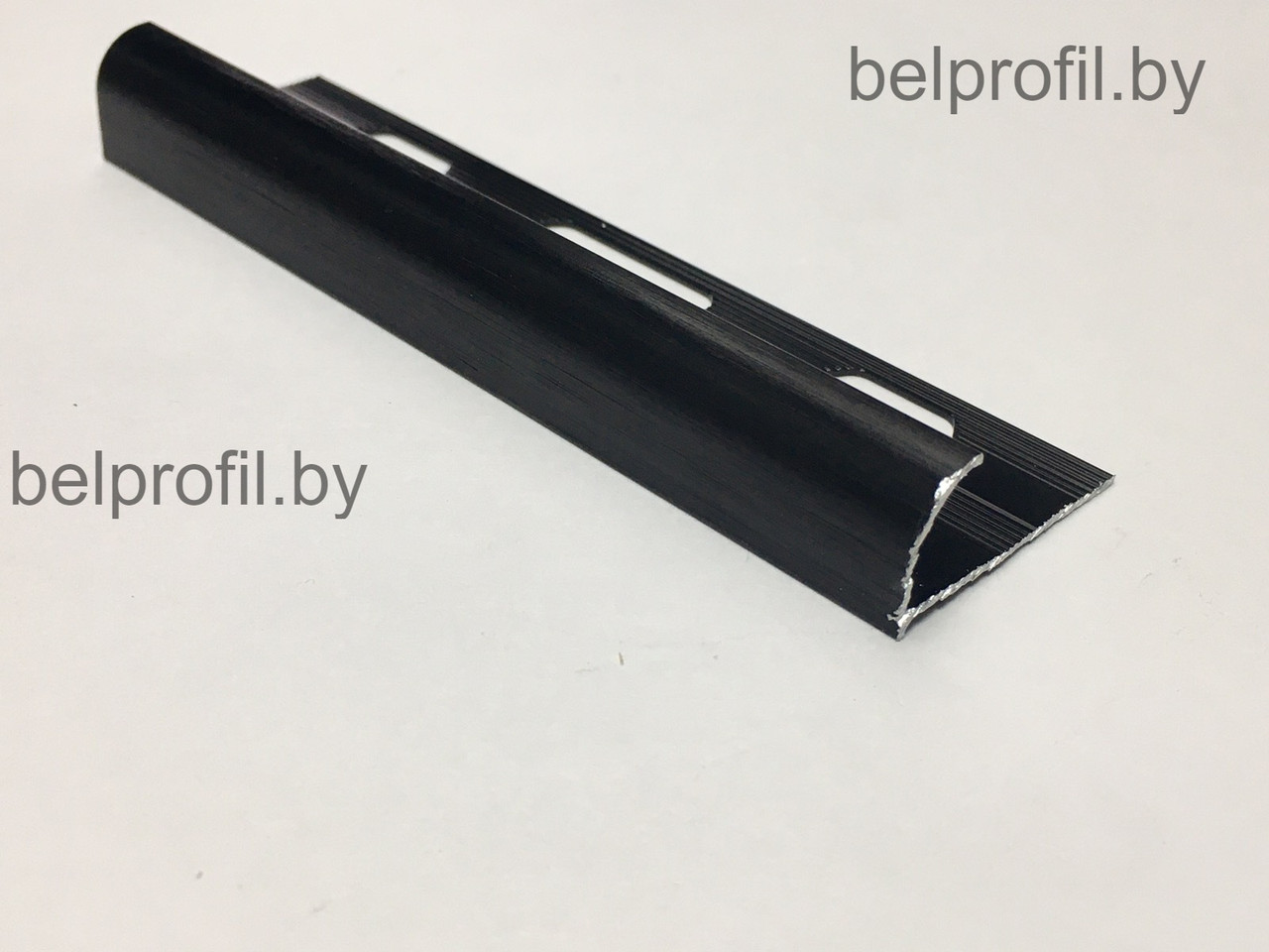 Полукруглый уголок для плитки 10 мм, цвет черный брашированный, 270 см - фото 1 - id-p148737813