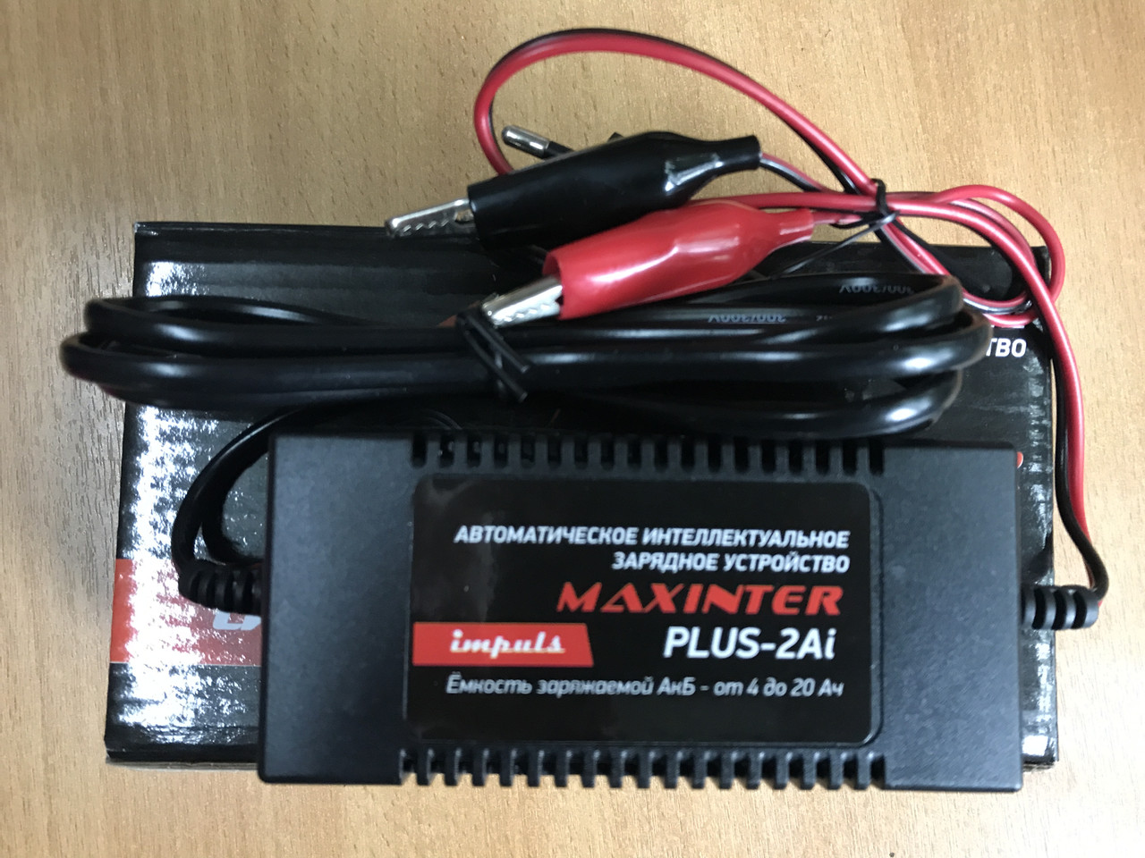 Зарядное устройство MaxInter PLUS-2AI - фото 1 - id-p166323450