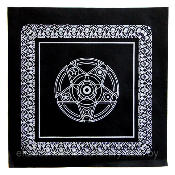 Скатерть для гадания на Таро с пентаграммой 50х50см чёрная, спанбонд - фото 1 - id-p151528836