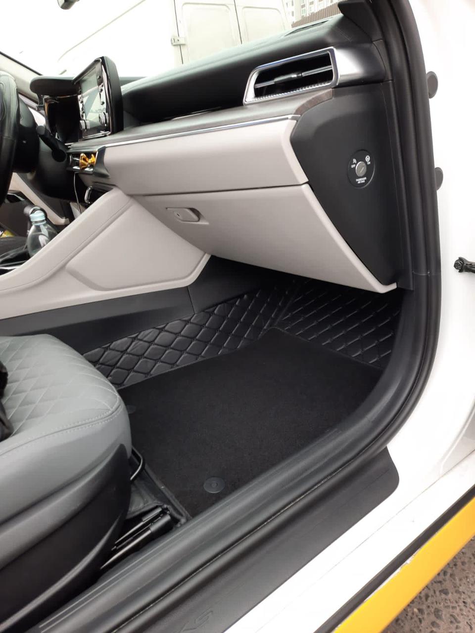 Audi Q7 2015- Ковры Салон+Багажник Эко-кожа (цвет Черный шов Черный) Coolpar 5D LUX - фото 8 - id-p166634579