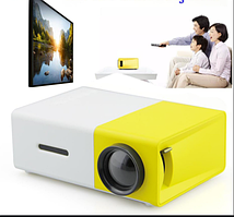 Мини проектор портативный мультимедийный с динамиком Led Projector YG300