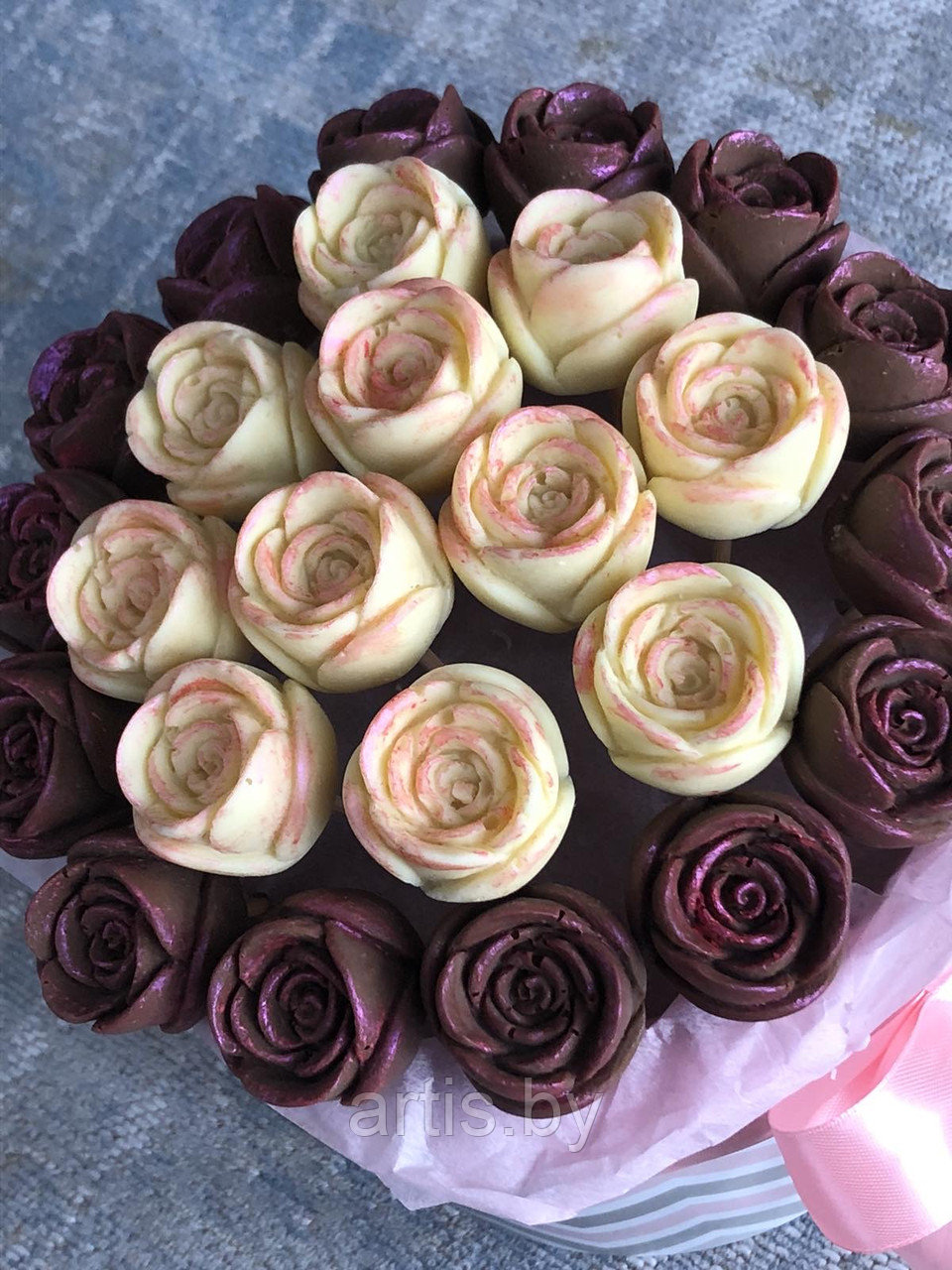 Шоколадная коробка из 25 роз (ручная работа). Бельгийский шоколад. - фото 7 - id-p165986737
