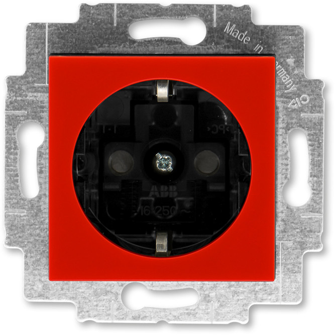 Розетка ABB Levit с заземлением со шторками 16А красный / дымчатый чёрный - фото 1 - id-p166995327