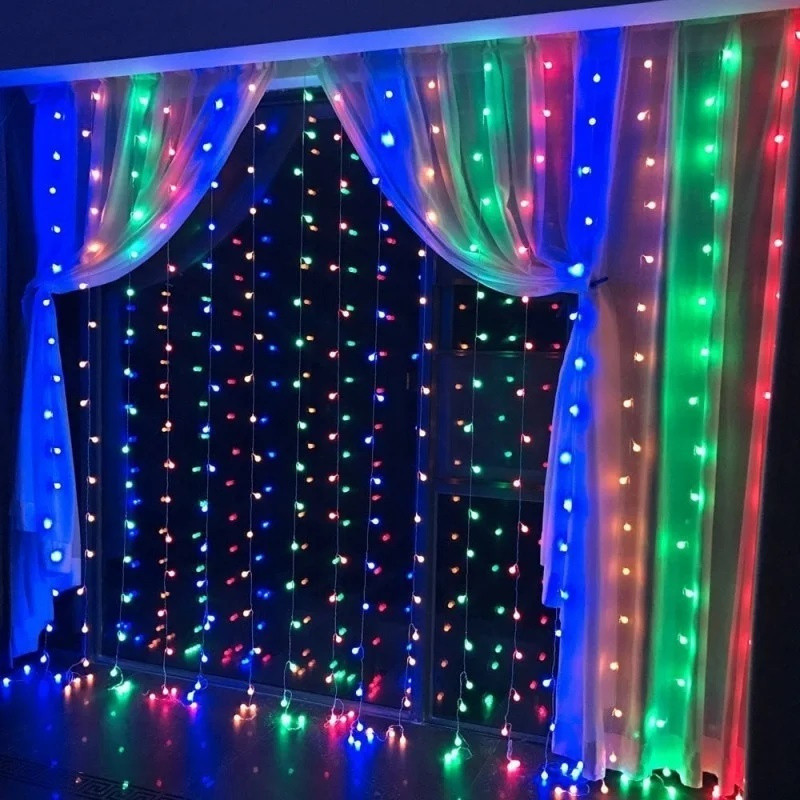 Новогодняя светодиодная шторка-гирлянда 1,5*1,5 м цветная - фото 2 - id-p167016879