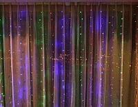 Новогодняя светодиодная шторка-гирлянда 1,5*1,5 м цветная