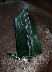 Пенал кожаный на молнии Sovanna тёмно-зелёный крок арт. Р0102