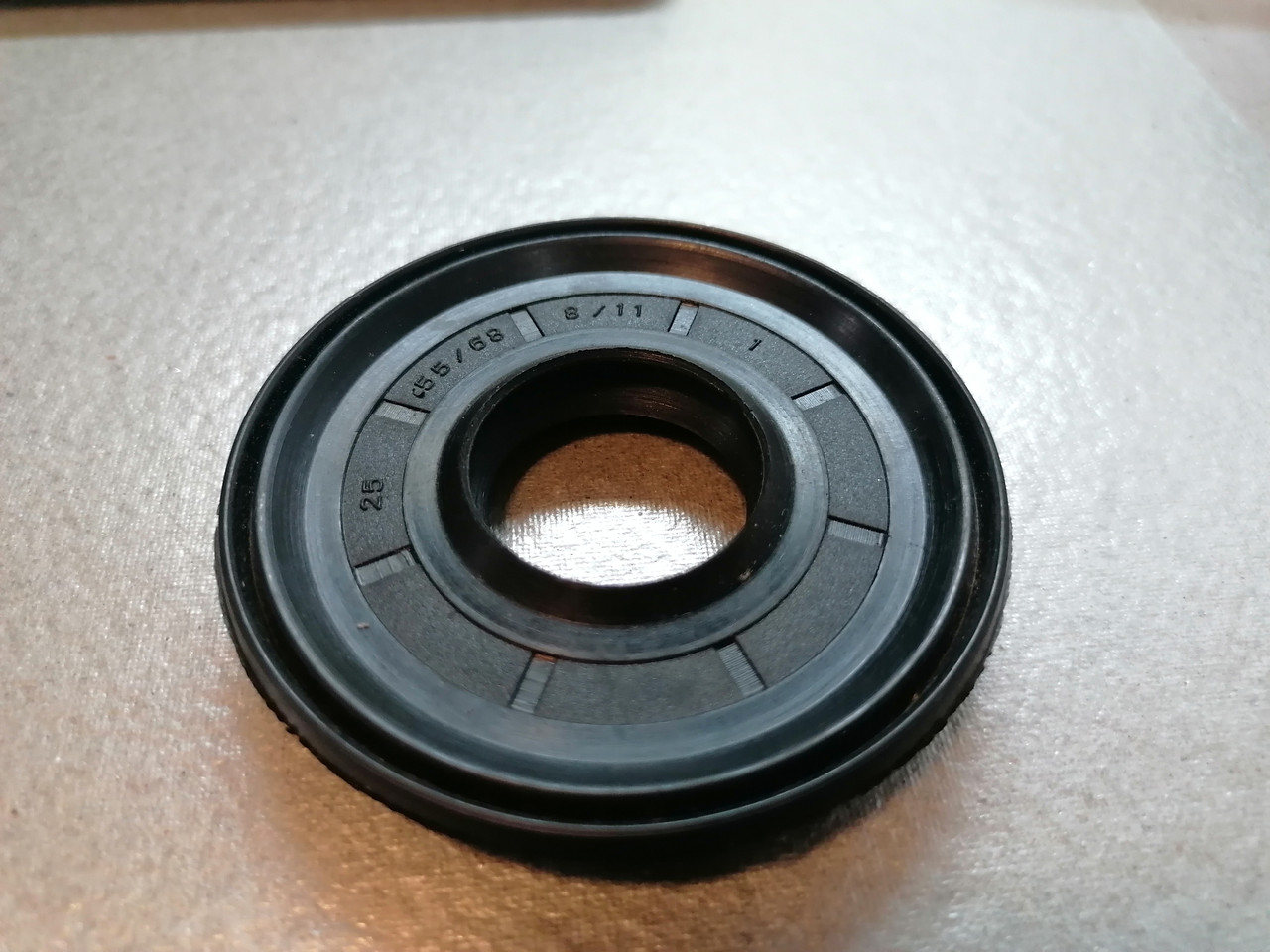 Сальник стиральной машины 25*55/68*8/11 (25x55/68x8/11мм) (со смазкой)