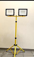 Штатив для прожектора